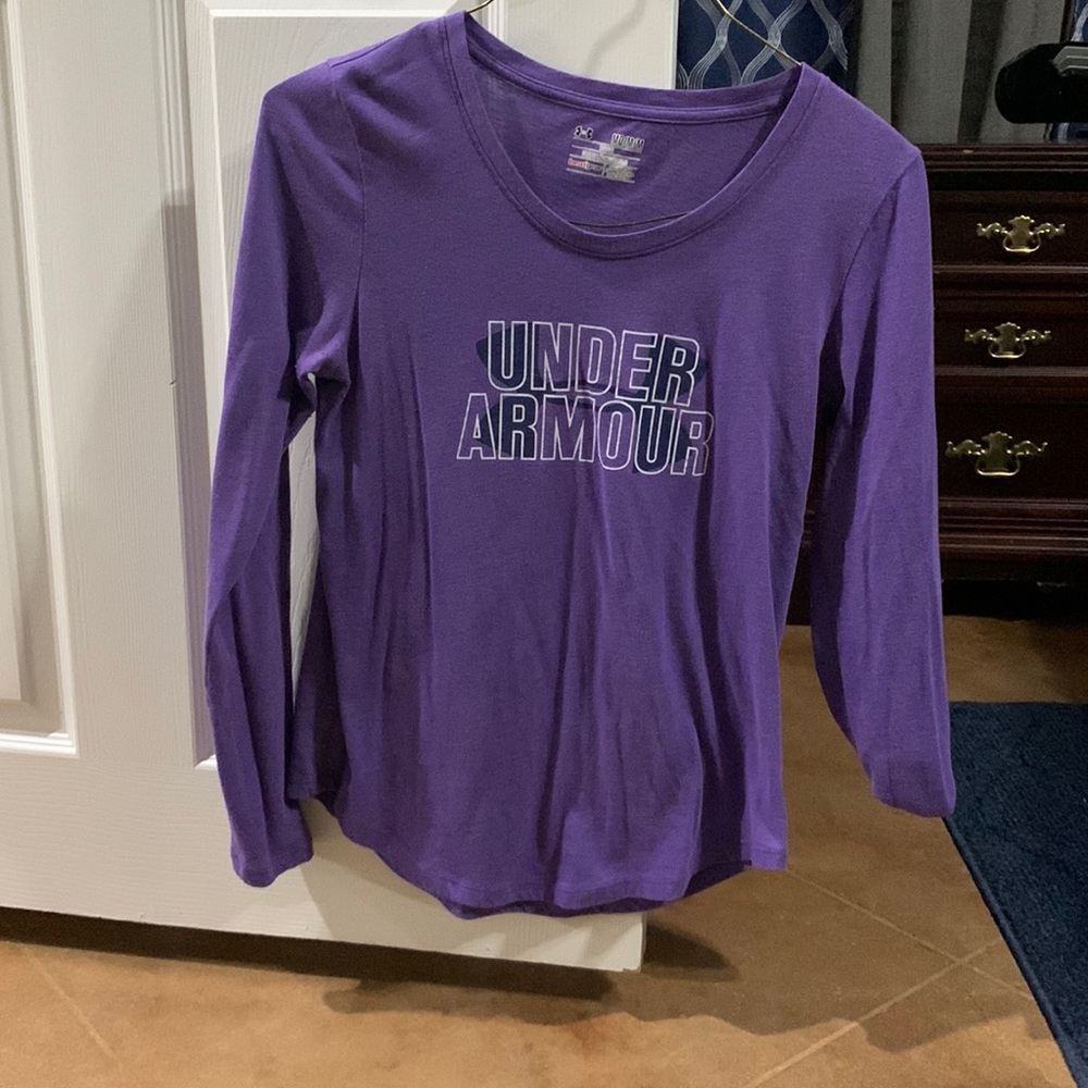 Under Armour purple tee